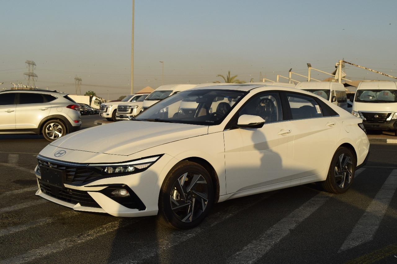 HYUNDAI Elentra