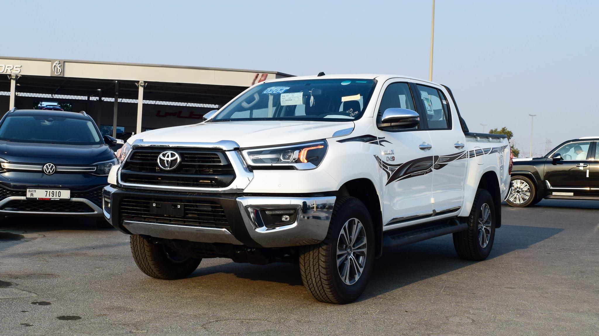 Toyota Hilux 2.4l automatic 4by4 dsl 2025 full option SA