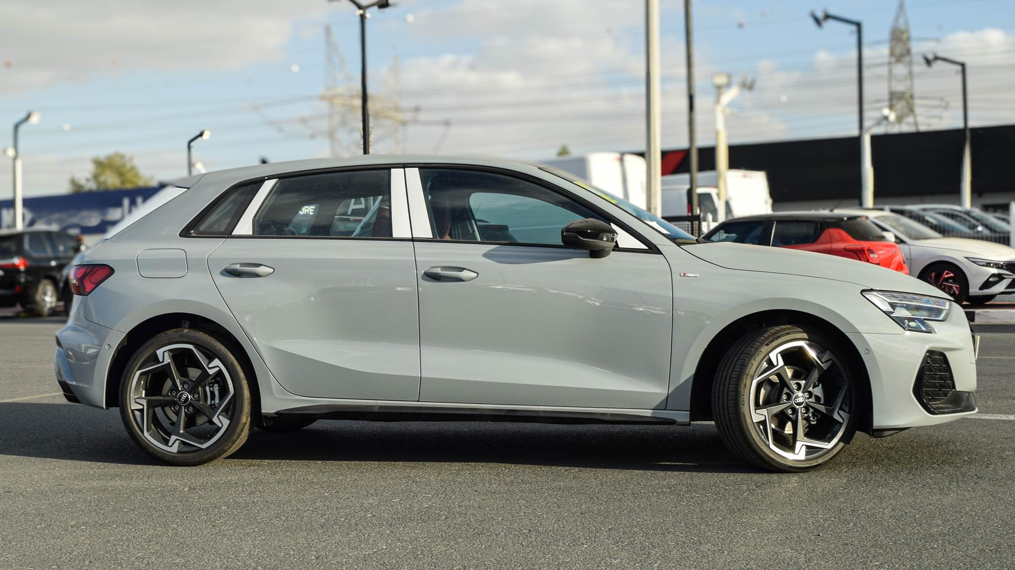 Audi A3 1.5 sline chinese 2025