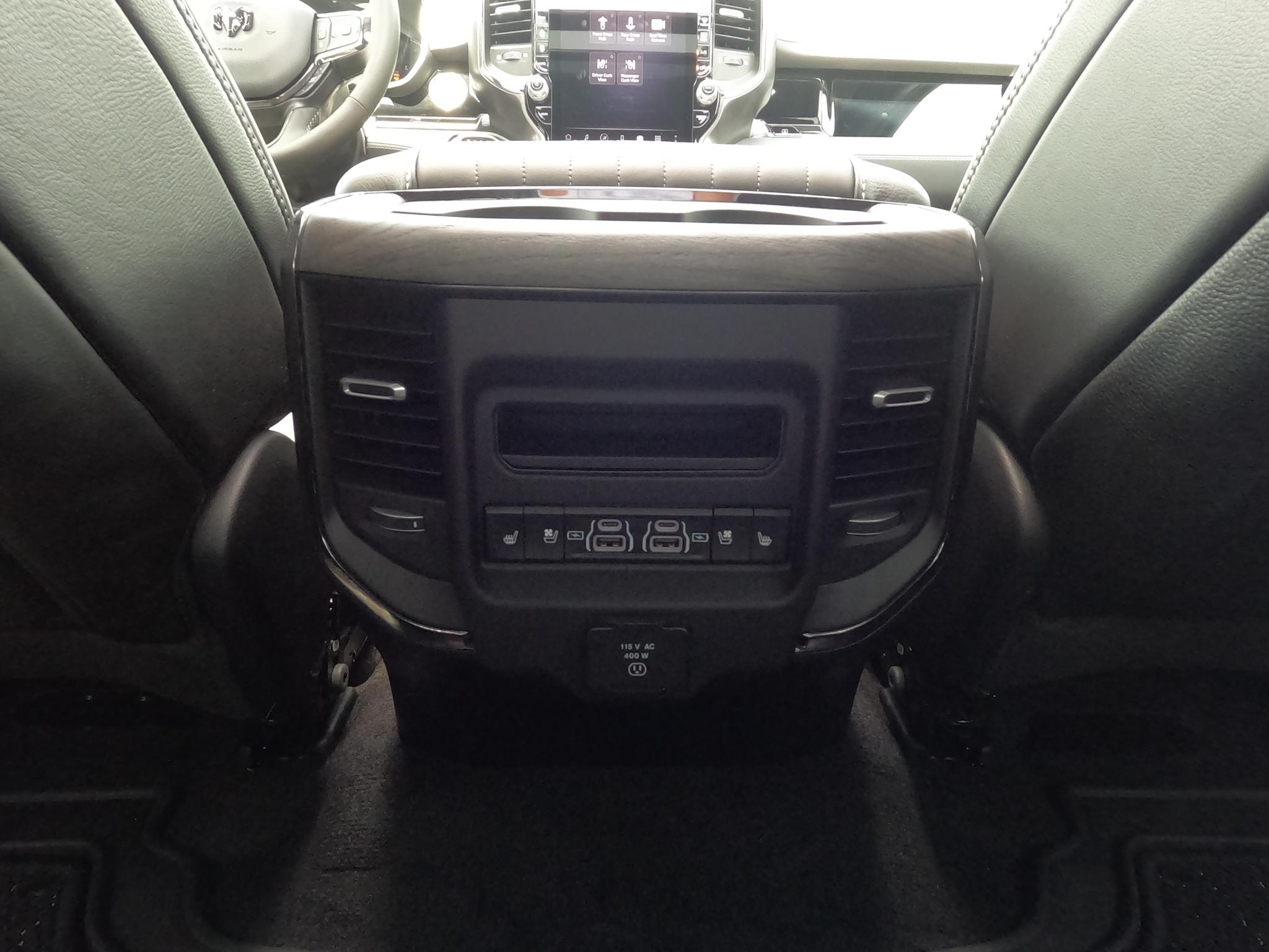 DODGE RAM 1500 CREW LIMITED CAB 4X4 PETROL