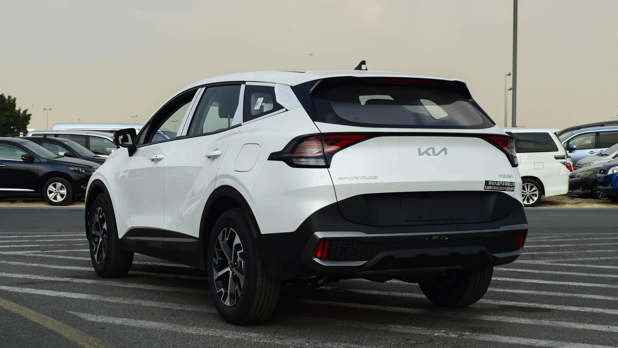 KIA SPORTAGE 1.5 WHITE