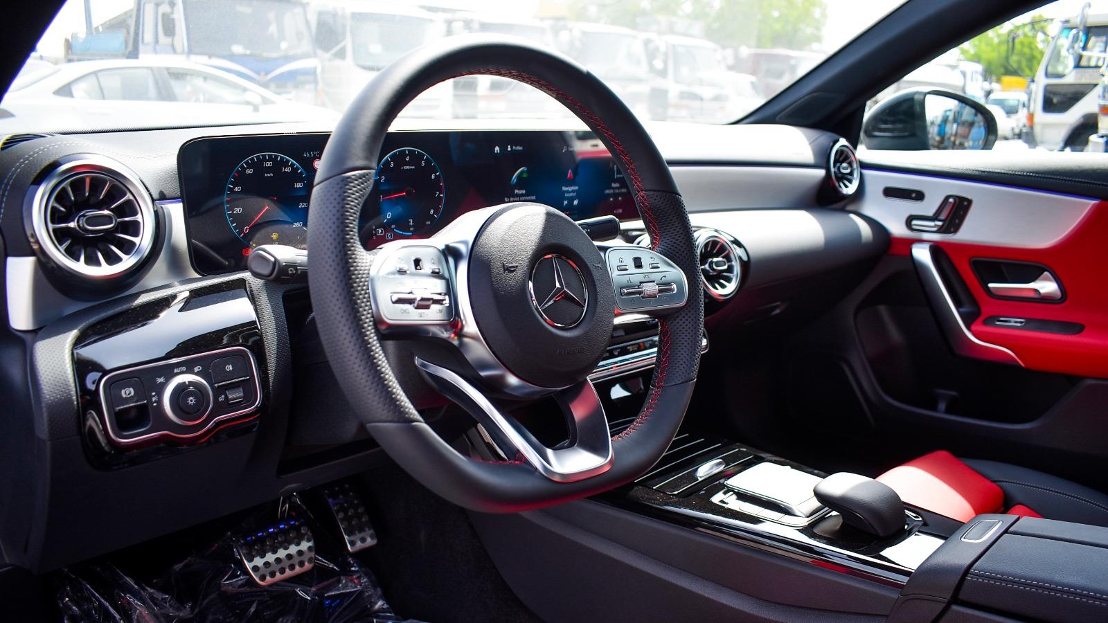 MERCEDES CLA 200 PETROL