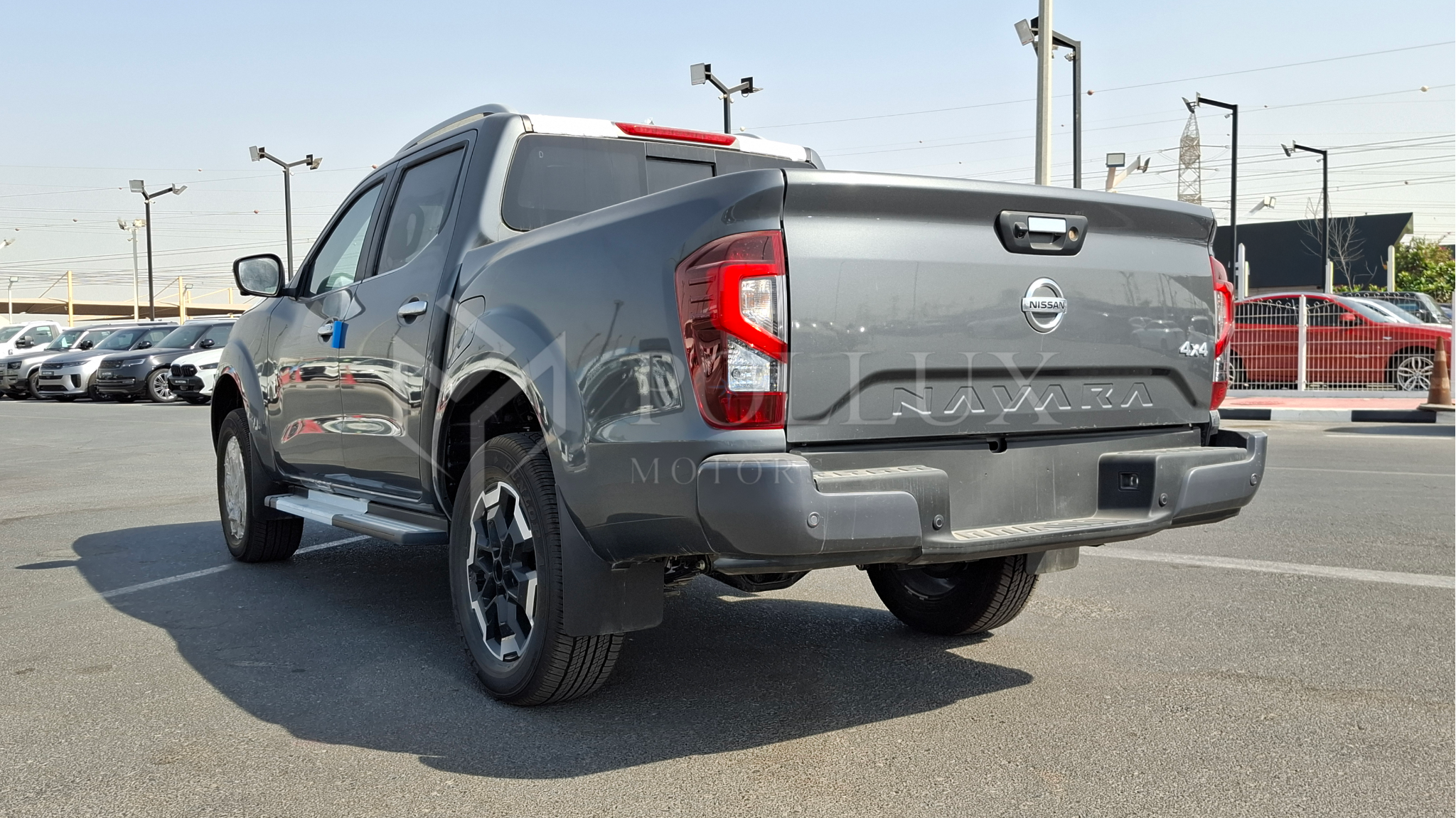 Nissan Navara petrol