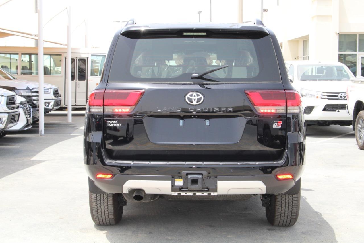 TOYOTA LAND CRUISER GR 3.3L DIESEL