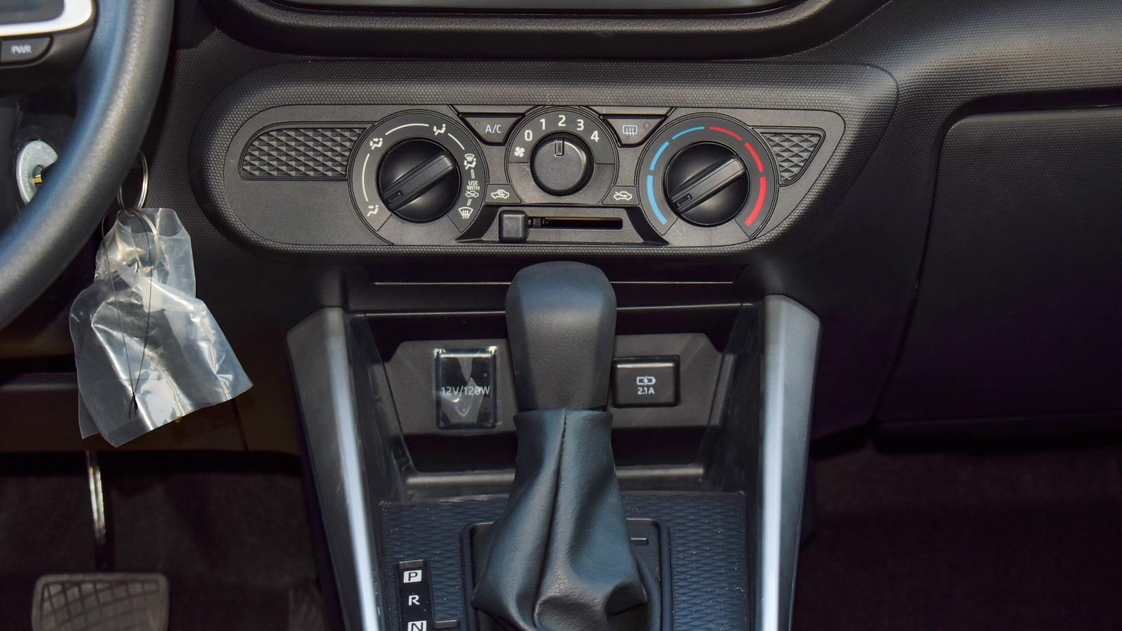 TOYOTA RAIZE 1.2L PETROL