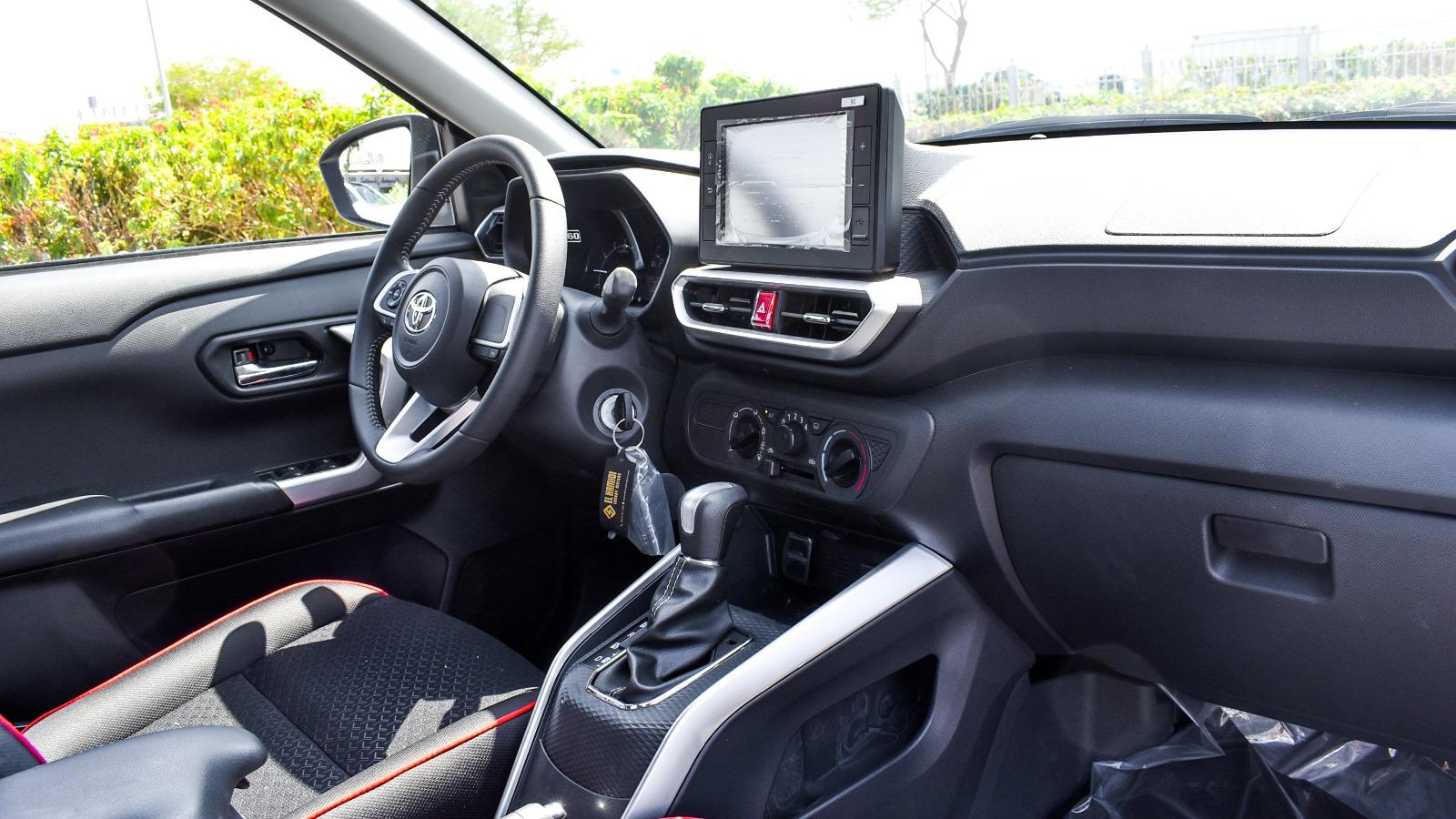 TOYOTA RAIZE 1.0L PETROL