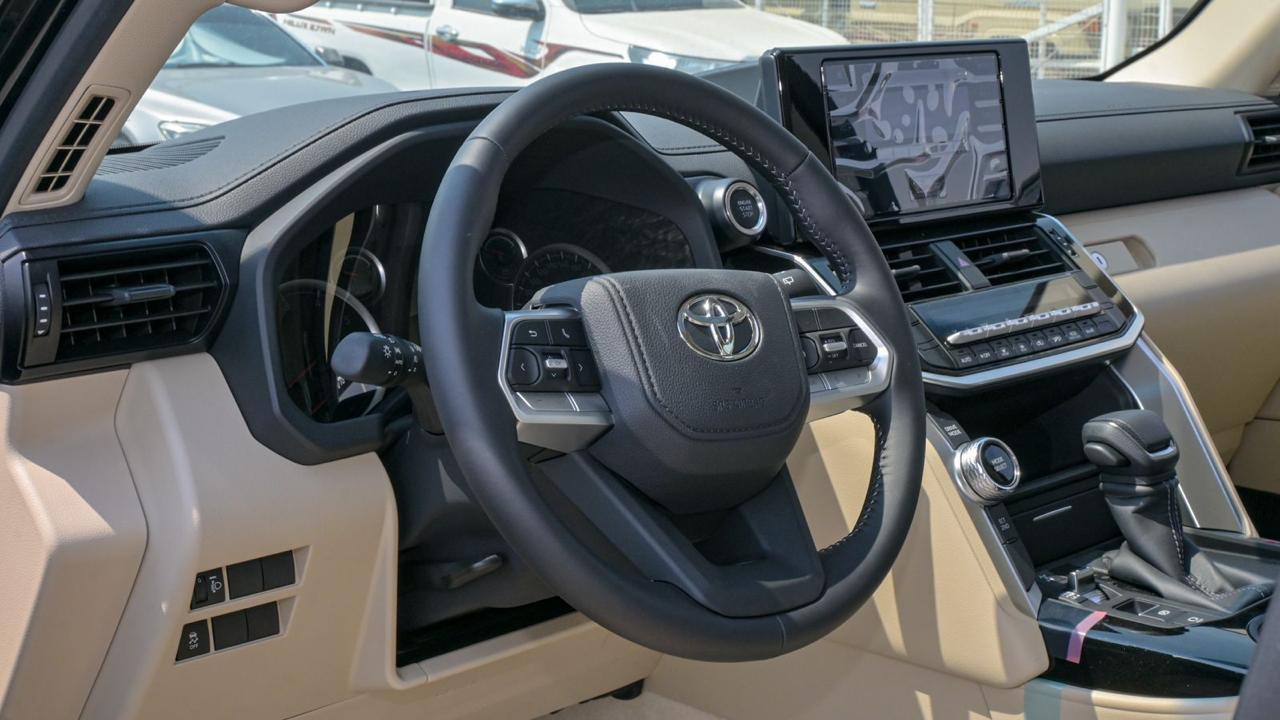TOYOTA LAND CRUISER GXR G DSL BLACK