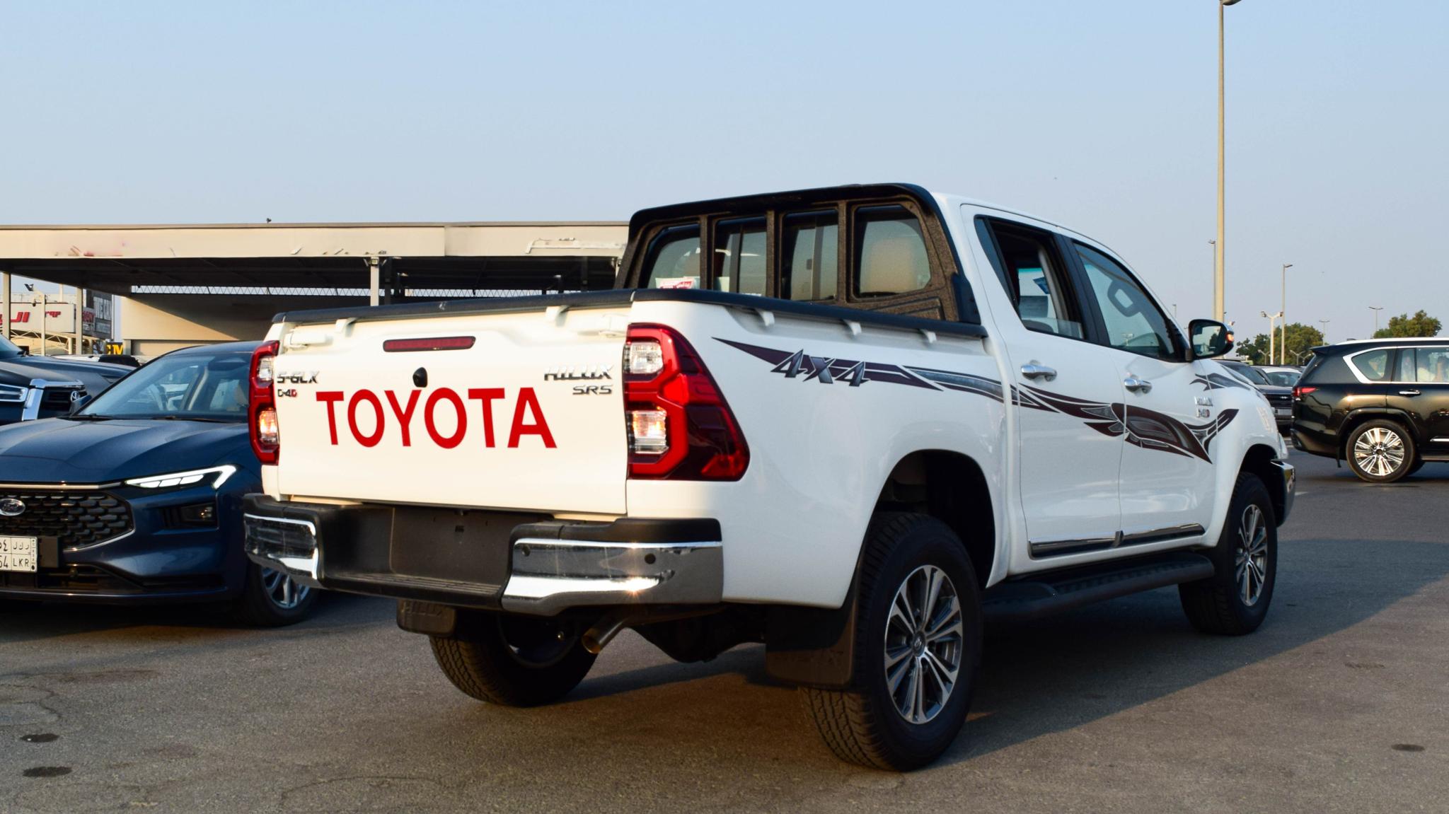 Toyota Hilux 2.4l automatic 4by4 dsl 2025 full option SA