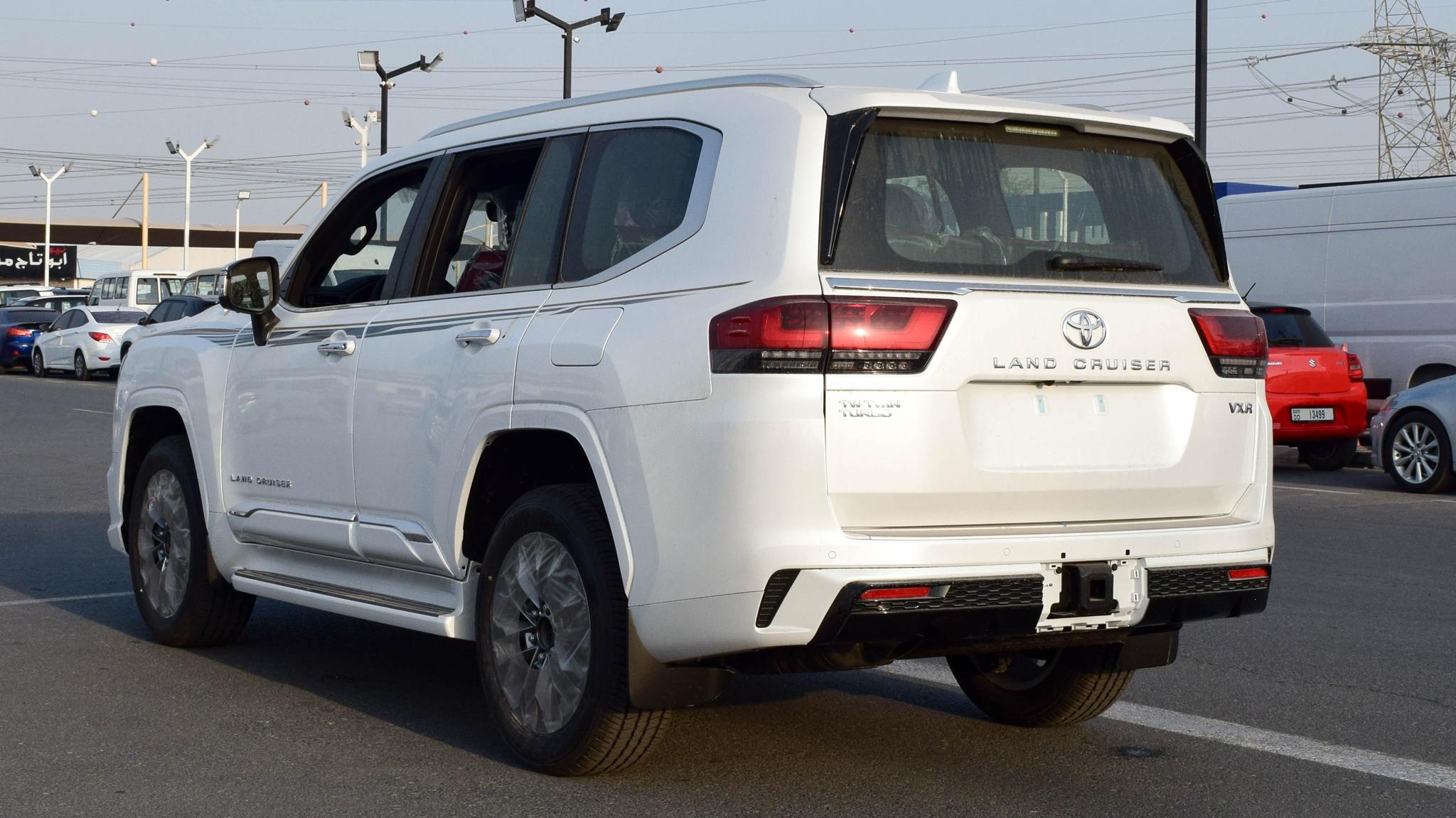 TOYOTA LAND CRUISER VXR 3.3L DSL 2025