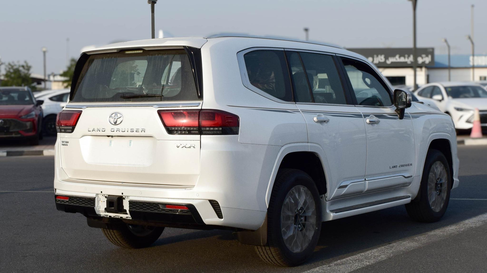 TOYOTA LAND CRUISER VXR 3.3L DSL 2025