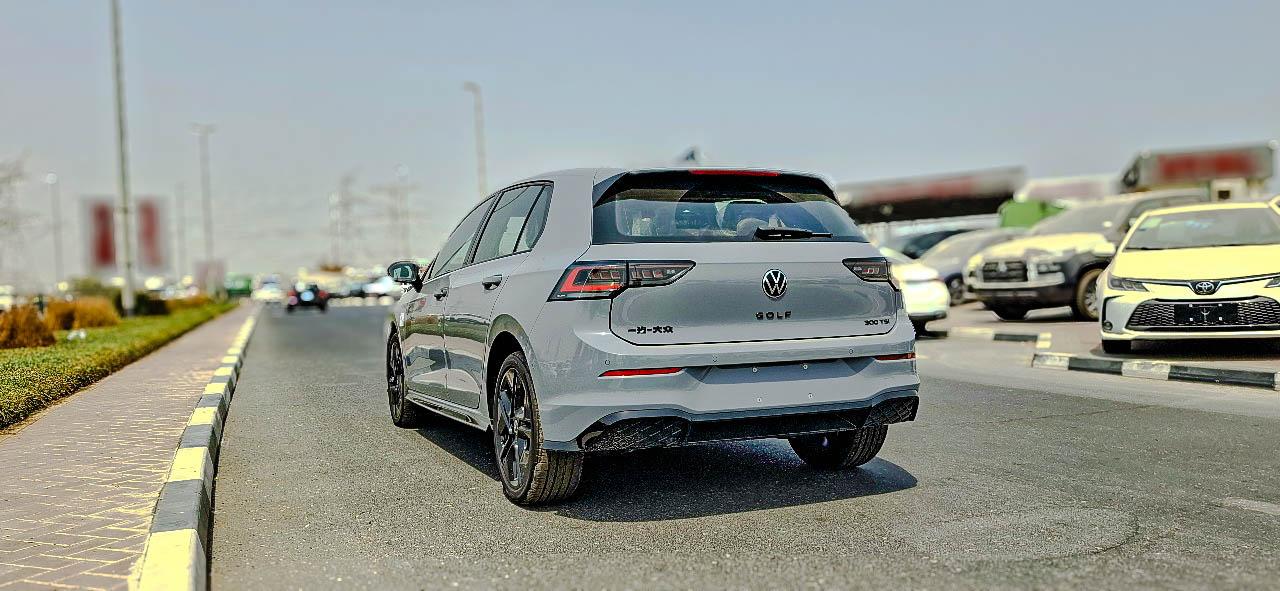 VOLKSWAGEN Golf 8.5