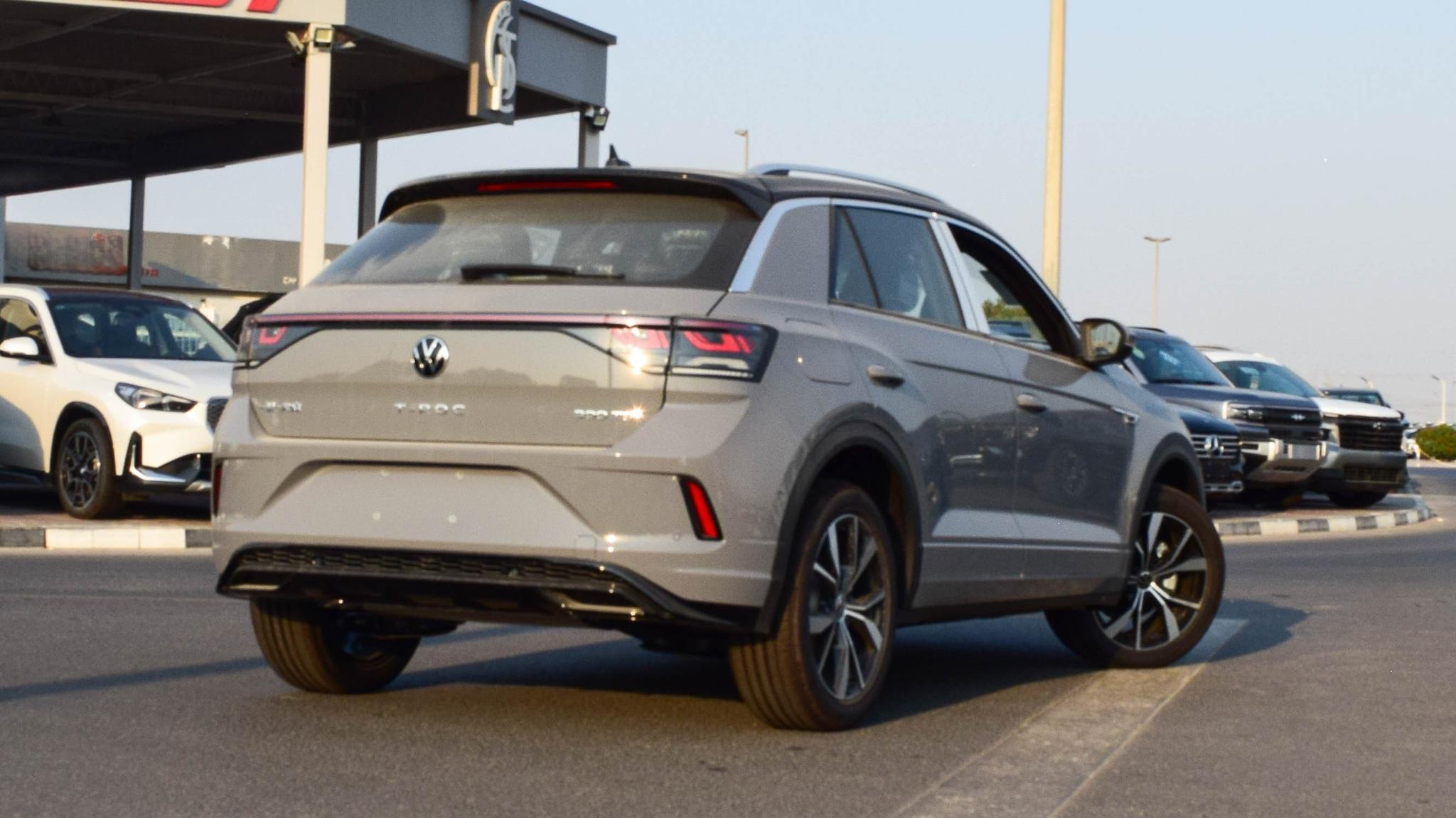 volkswagen t-roc 2025 300tsi starlight edition full option