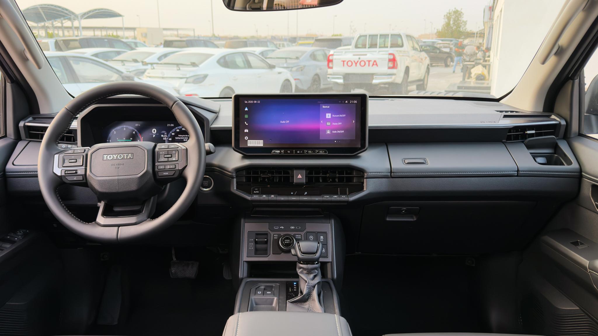 Toyota Hilux Travo Overland 2.8L Turbo Diesel Double Cab 2026 - Silver