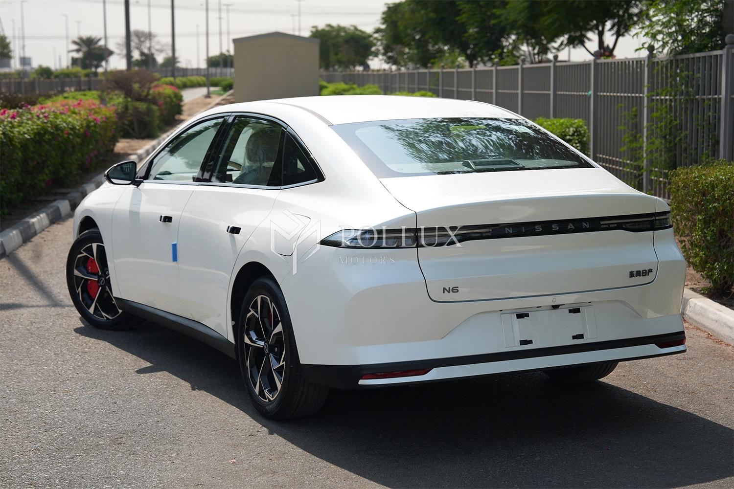 Nissan N6 180 Max 1.5L Plug-in Hybrid Chinese Specs 2026 - White