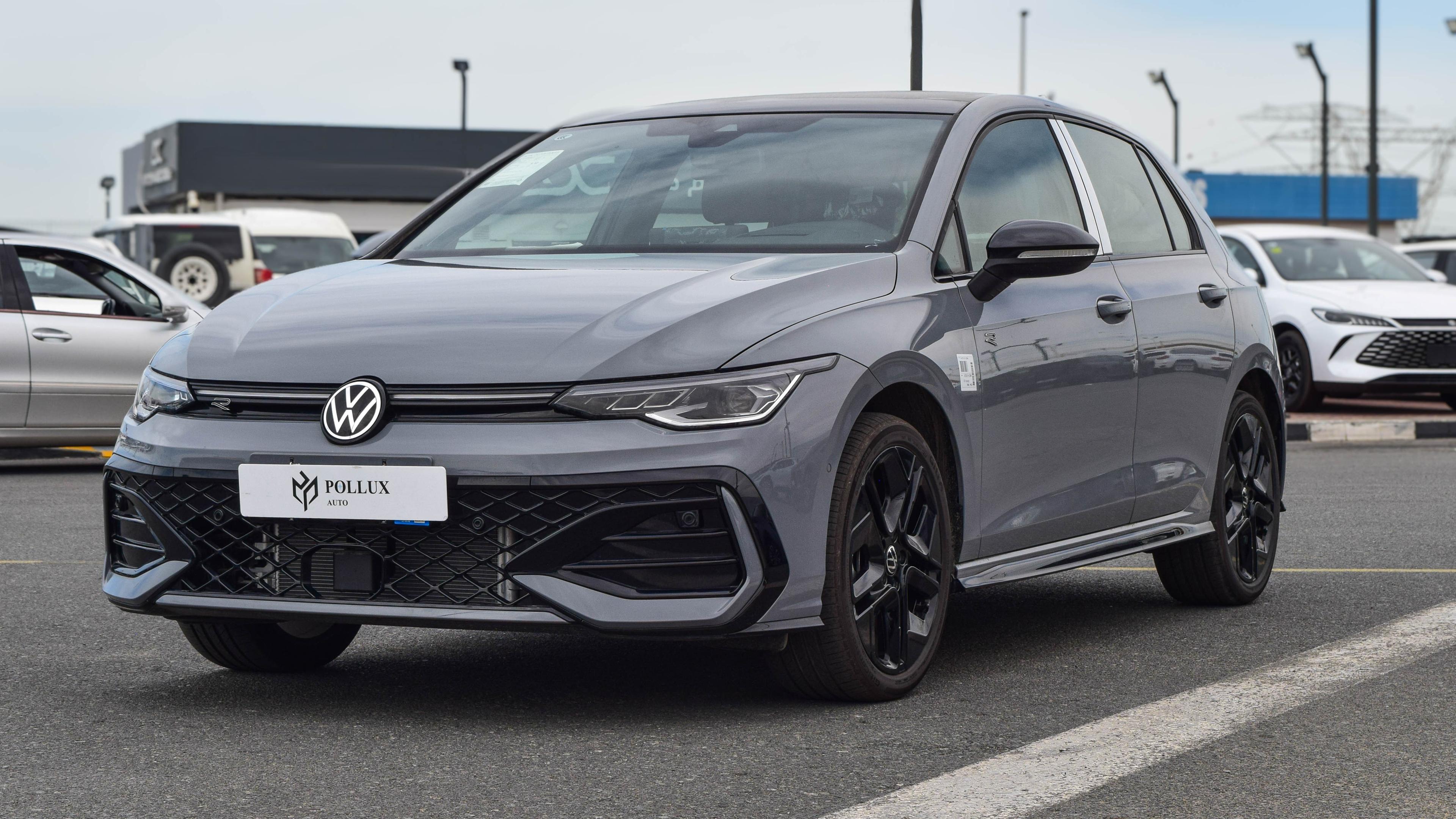 Volkswagen Golf 8.5 TSI300 1.5T Black Edition
